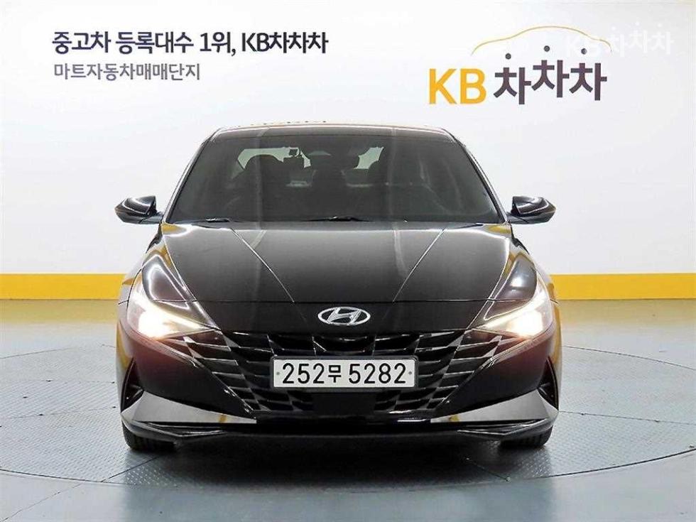 Hyundai Avante — фото 1