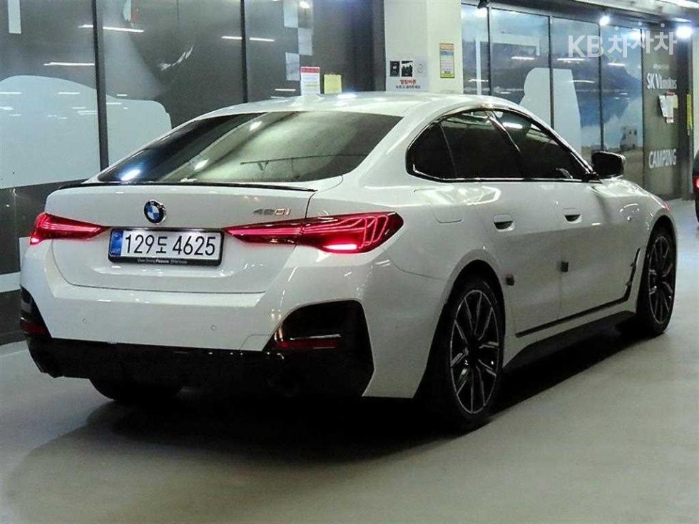 BMW 4 Series M Sport First Edition — фото 4