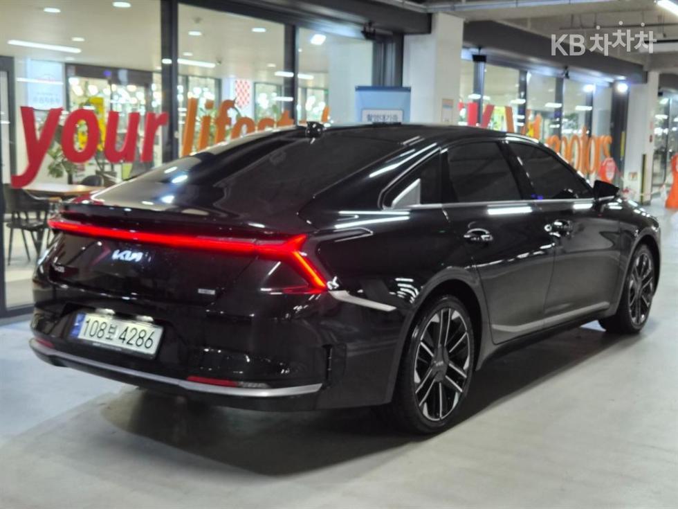 Kia K8 Signature — фото 4