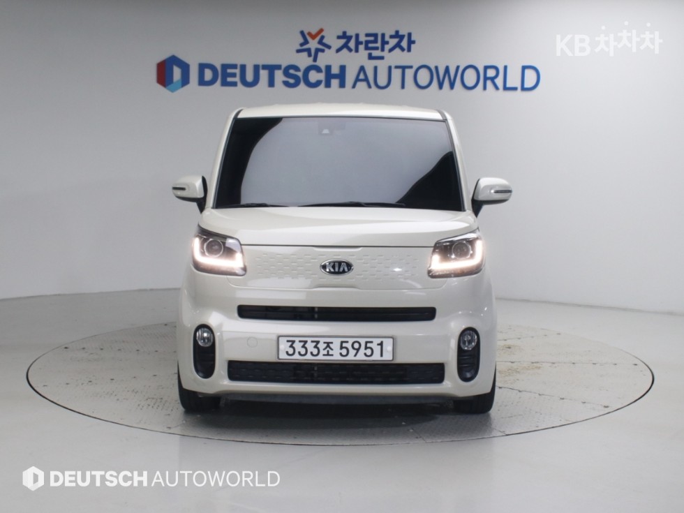 Kia SIGNATURE — фото 1