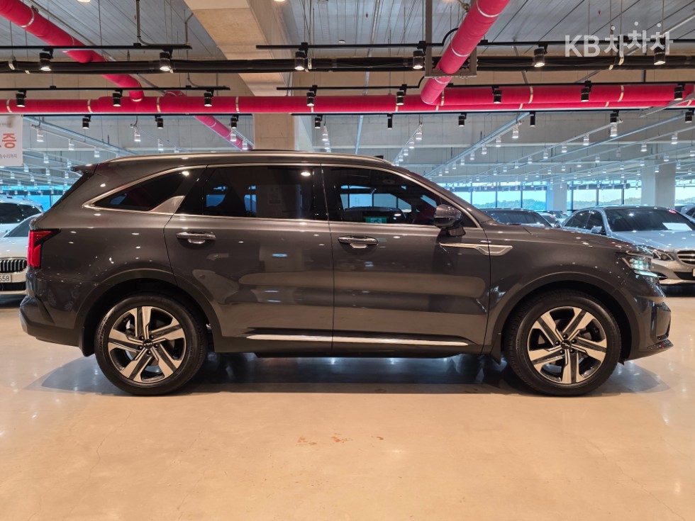 Kia Sorento SIGNATURE — фото 3
