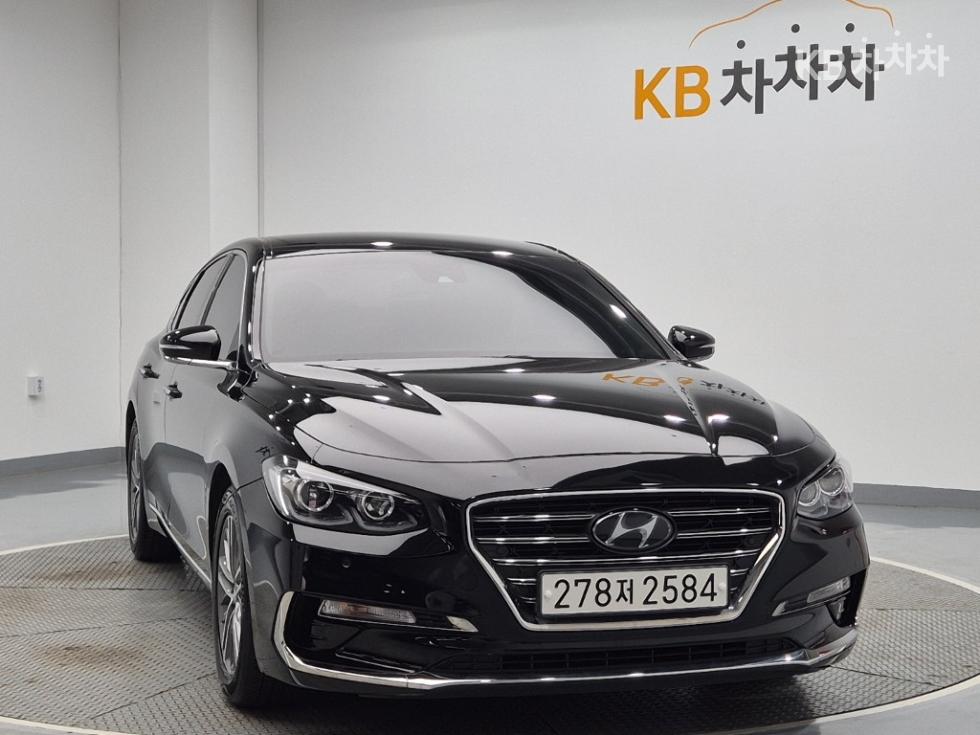 Hyundai Grandeur BASE MODEL — фото 4