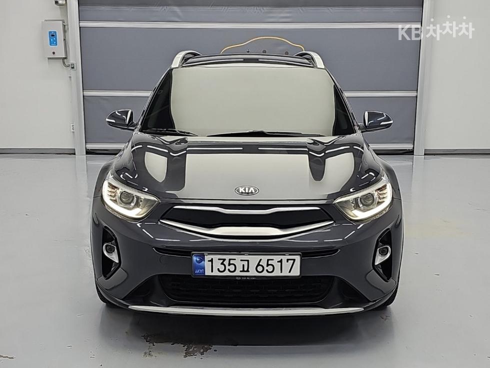 Kia Stonic PRESTIGE — фото 2