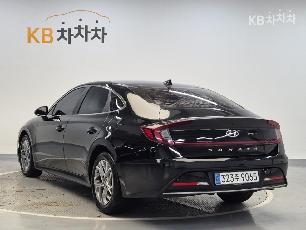 Hyundai Sonata Premium Millennium — фото 2