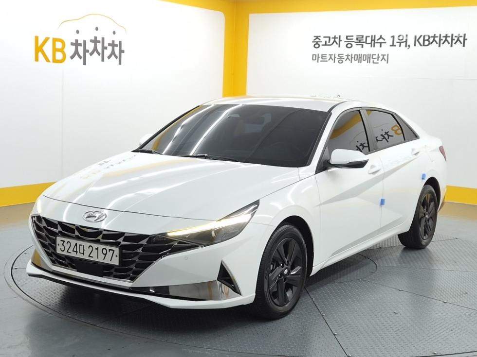 Hyundai Avante — фото 4