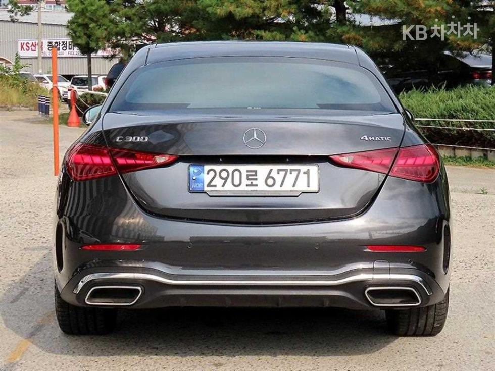 Mercedes-Benz C-Class AMG Line — фото 4