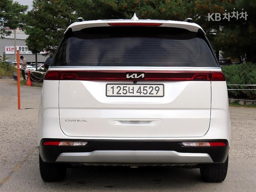Kia Carnival PRESTIGE — фото 4