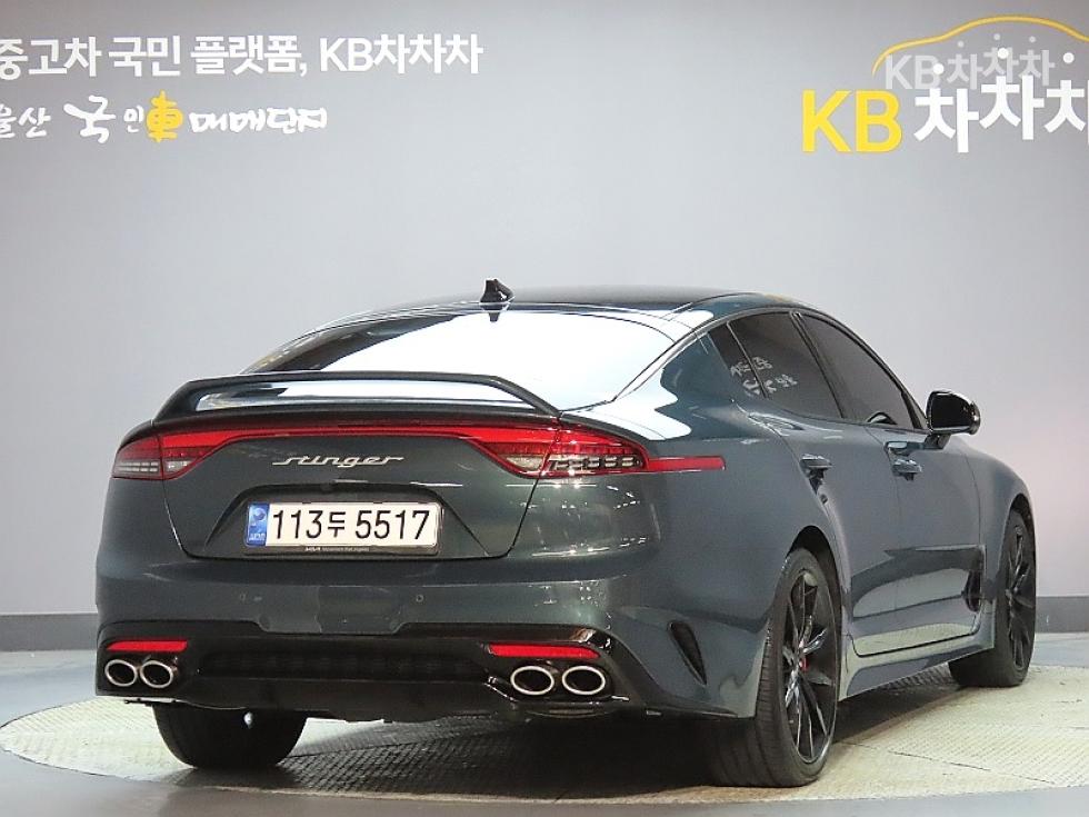 Kia Stinger Masters — фото 2