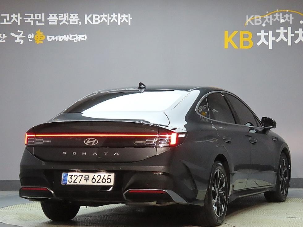 Hyundai Sonata EXCLUSIVE — фото 2