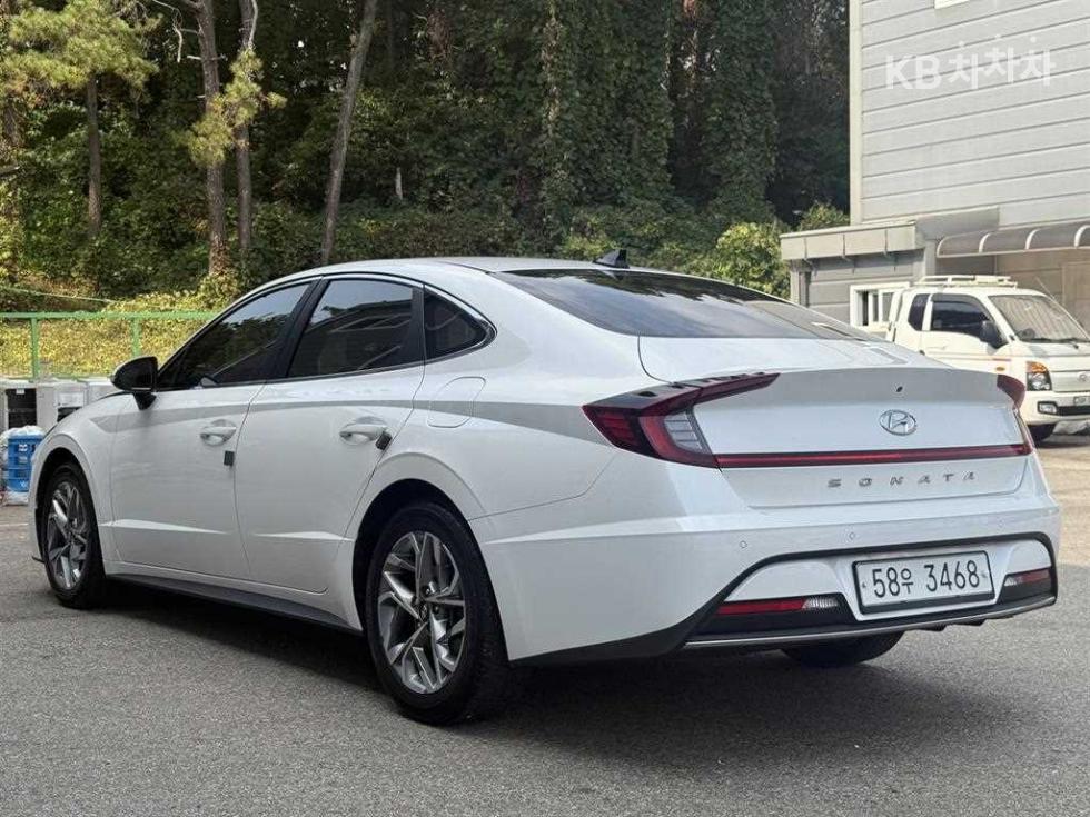 Hyundai Sonata Premium Millennium — фото 3
