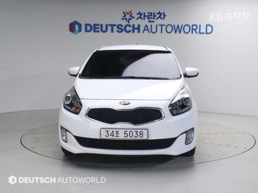 Kia Carens — miniaturë 3