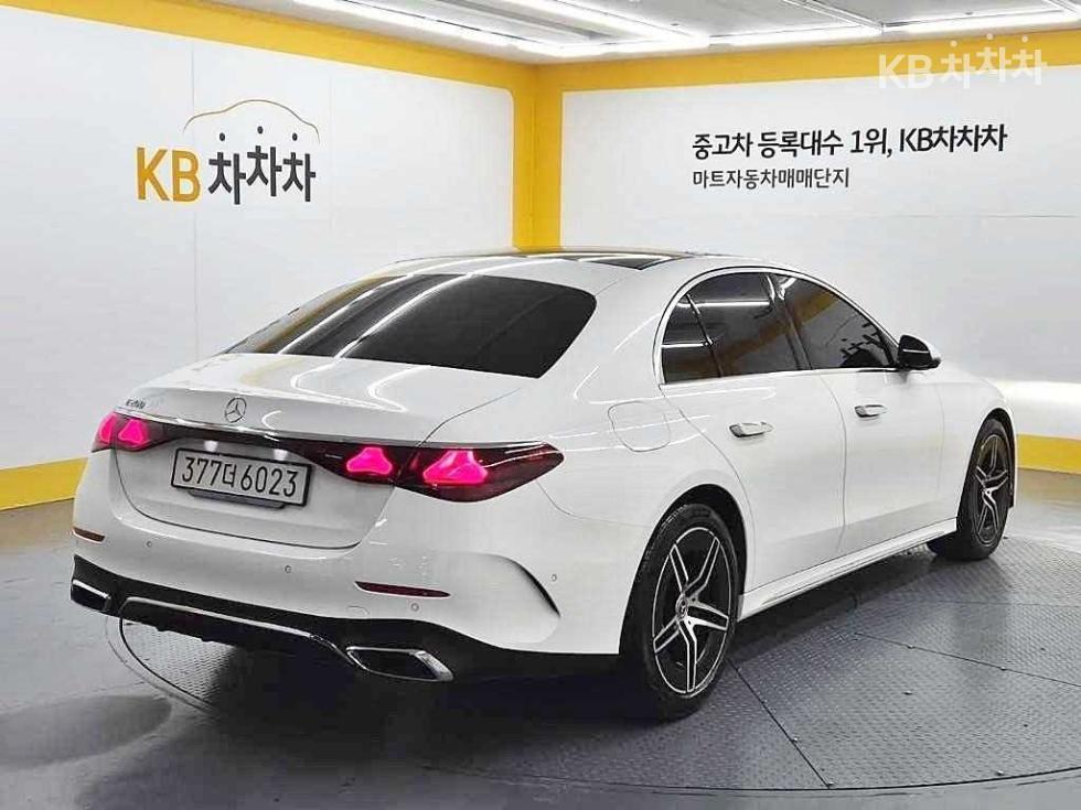 Mercedes-Benz E-Class Avantgrade — фото 2