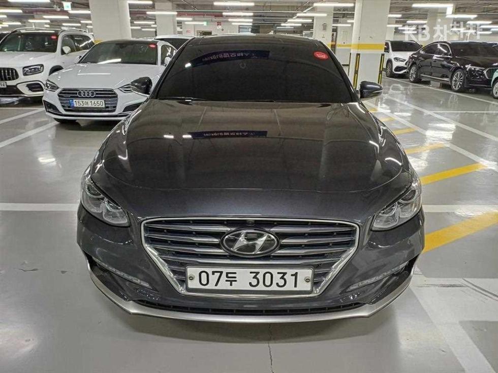 Hyundai Grandeur Special — фото 1