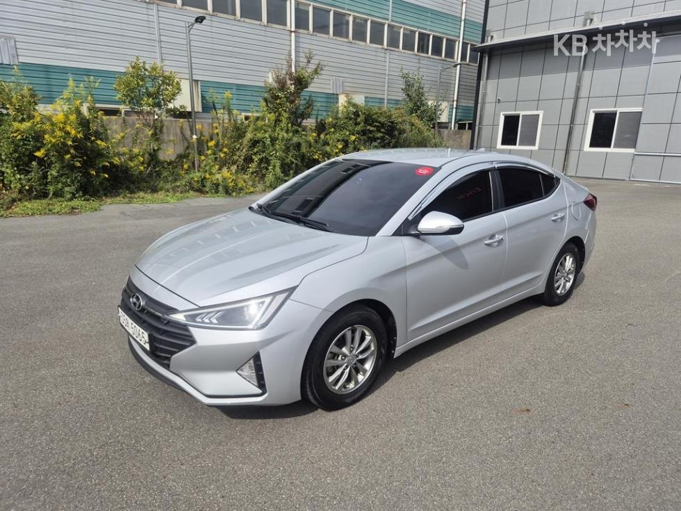 Hyundai Avante Smart — фото 2