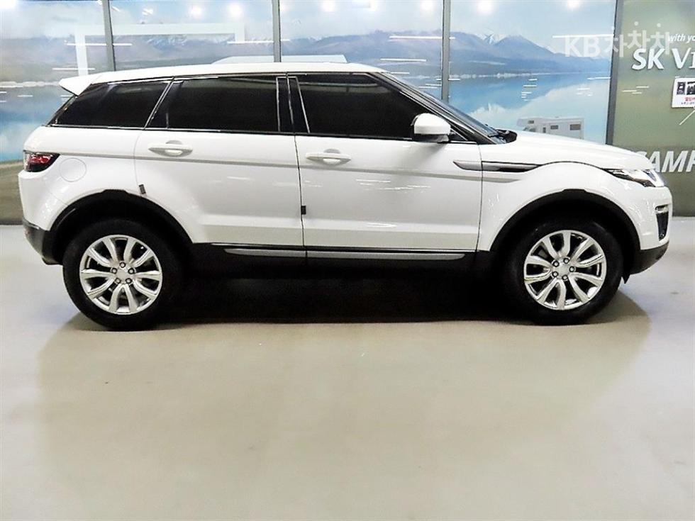 Land Rover Range Rover Evoque SE — фото 3