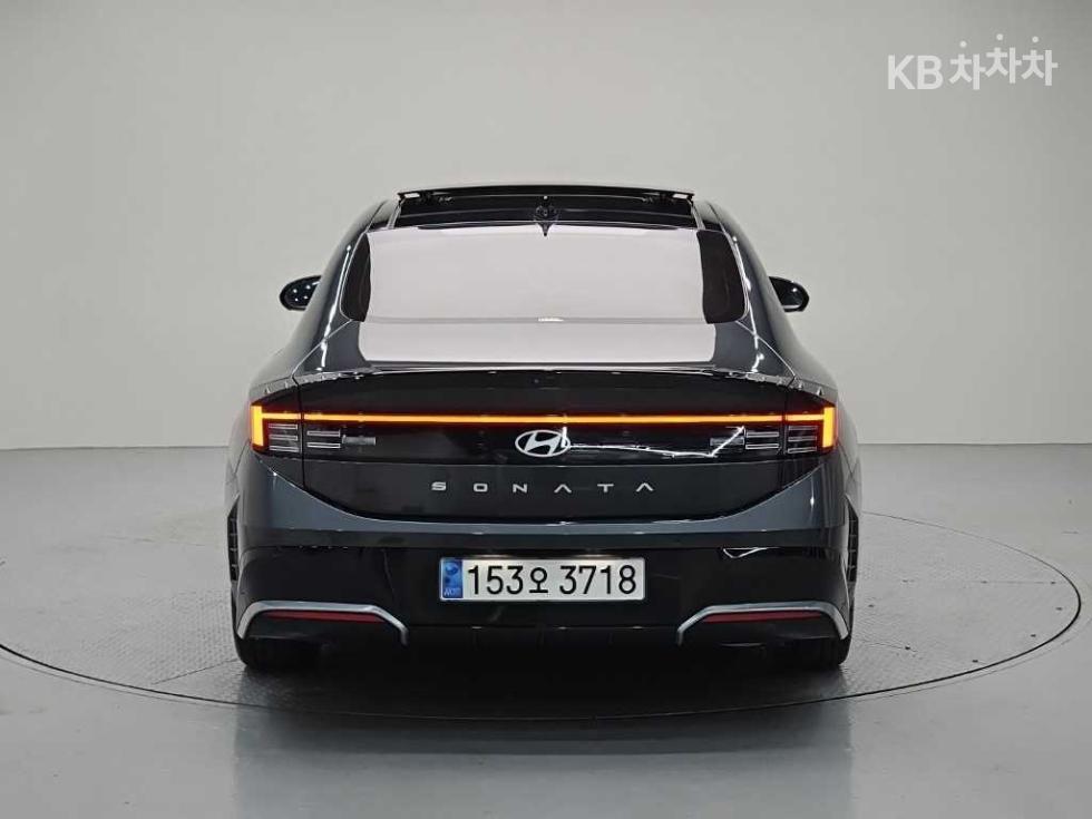 Hyundai Sonata INSPIRATION — фото 3