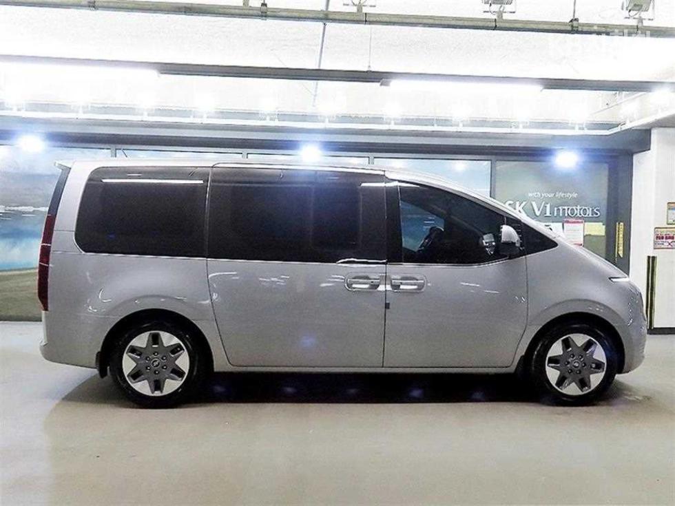 Hyundai Staria — фото 3