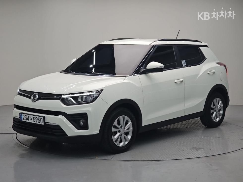 KG Mobility Tivoli BASE MODEL — фото 1