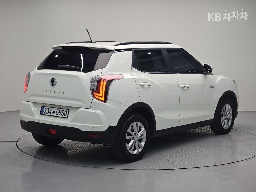 KG Mobility Tivoli BASE MODEL — фото 4