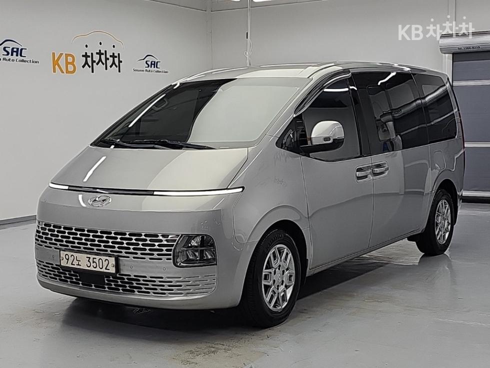Hyundai Staria — фото 1