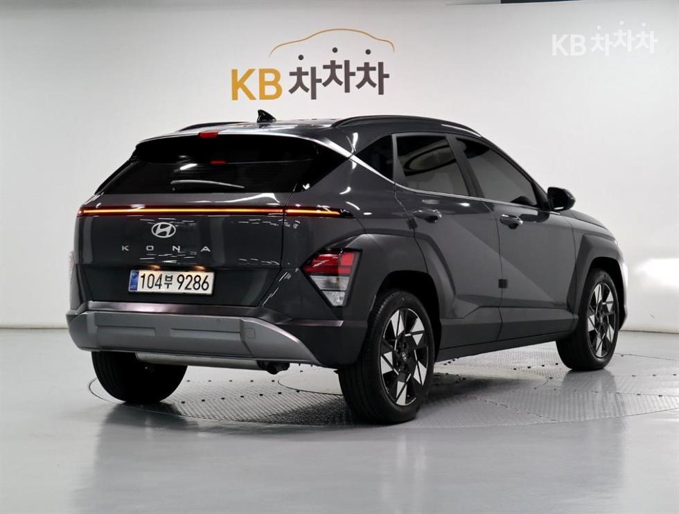 Hyundai Premium — фото 3