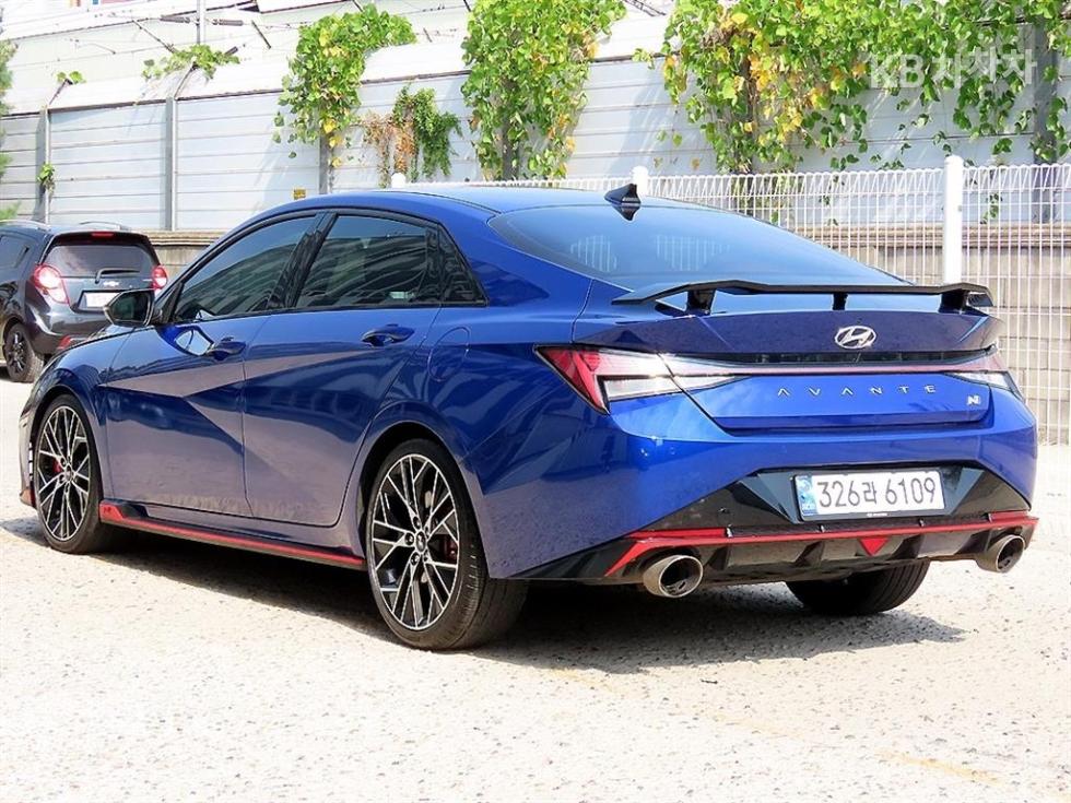 Hyundai Avante BASE MODEL — фото 3