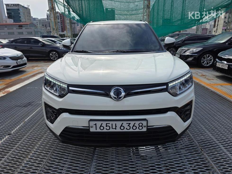 KG Mobility Tivoli BASE MODEL — фото 1