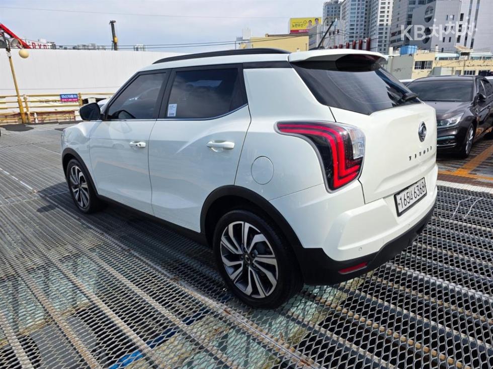 KG Mobility Tivoli BASE MODEL — фото 3