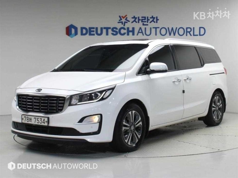 Kia Carnival PRESTIGE — фото 1