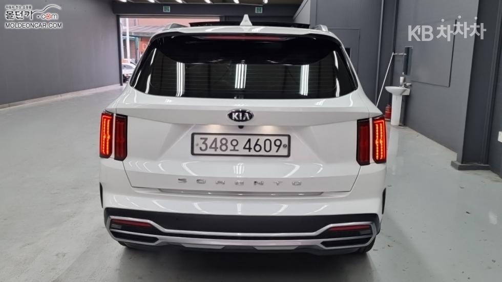 Kia Sorento SIGNATURE — фото 4