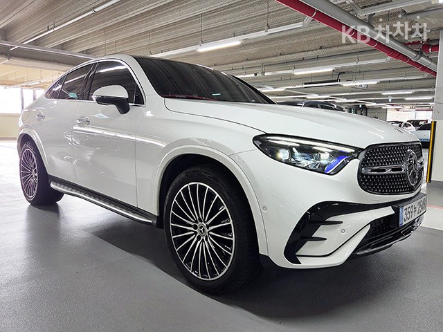 Mercedes-Benz GLC-Class BASE MODEL — фото 3
