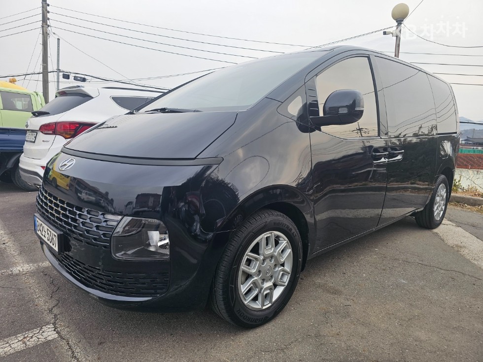 Hyundai Staria — фото 2