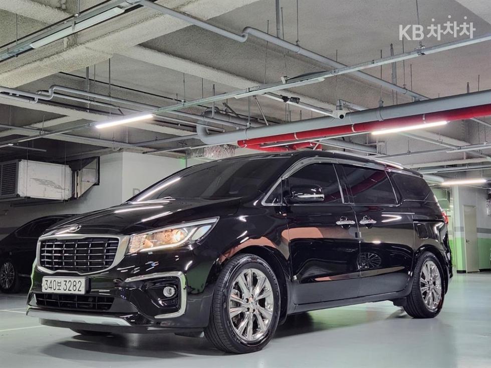 Kia Carnival PRESTIGE — фото 3