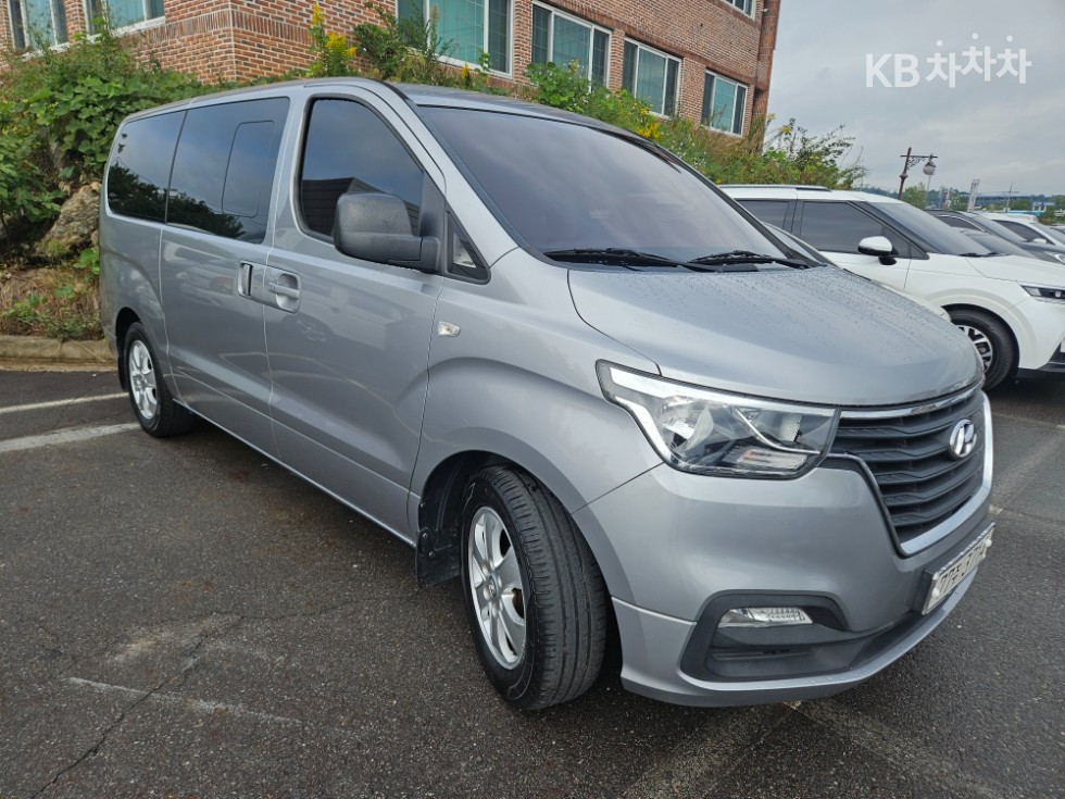 Hyundai Starex Smart — фото 3