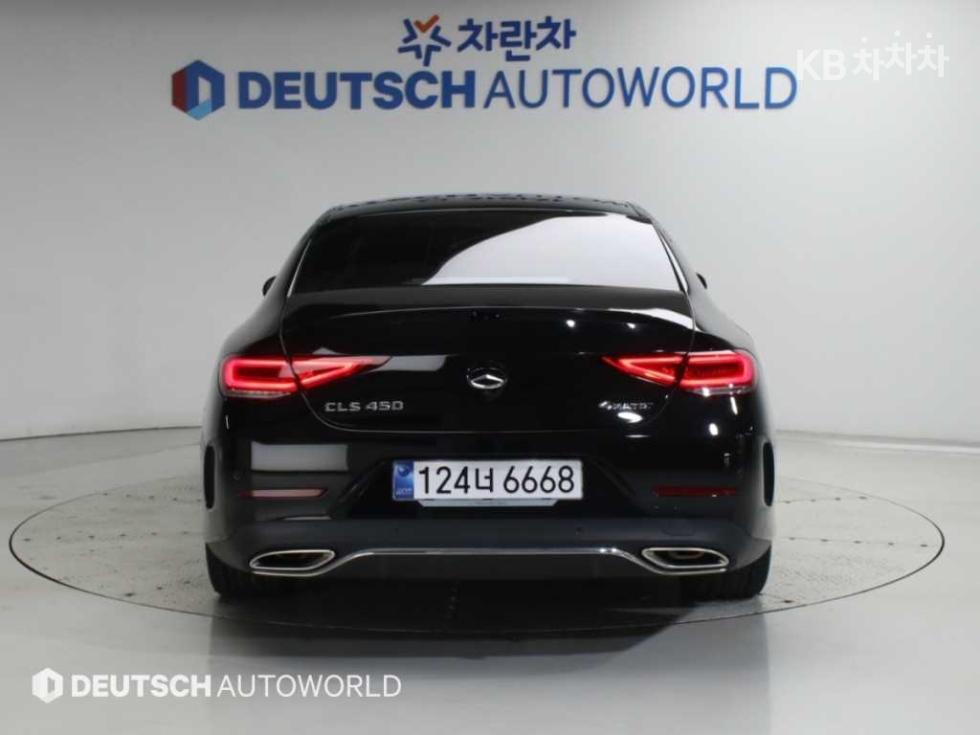 Mercedes-Benz CLS-Class BASE MODEL — фото 4