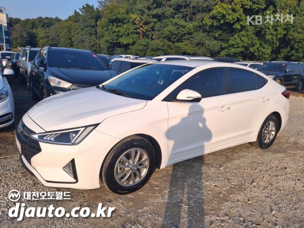 Hyundai Avante Smart — фото 2