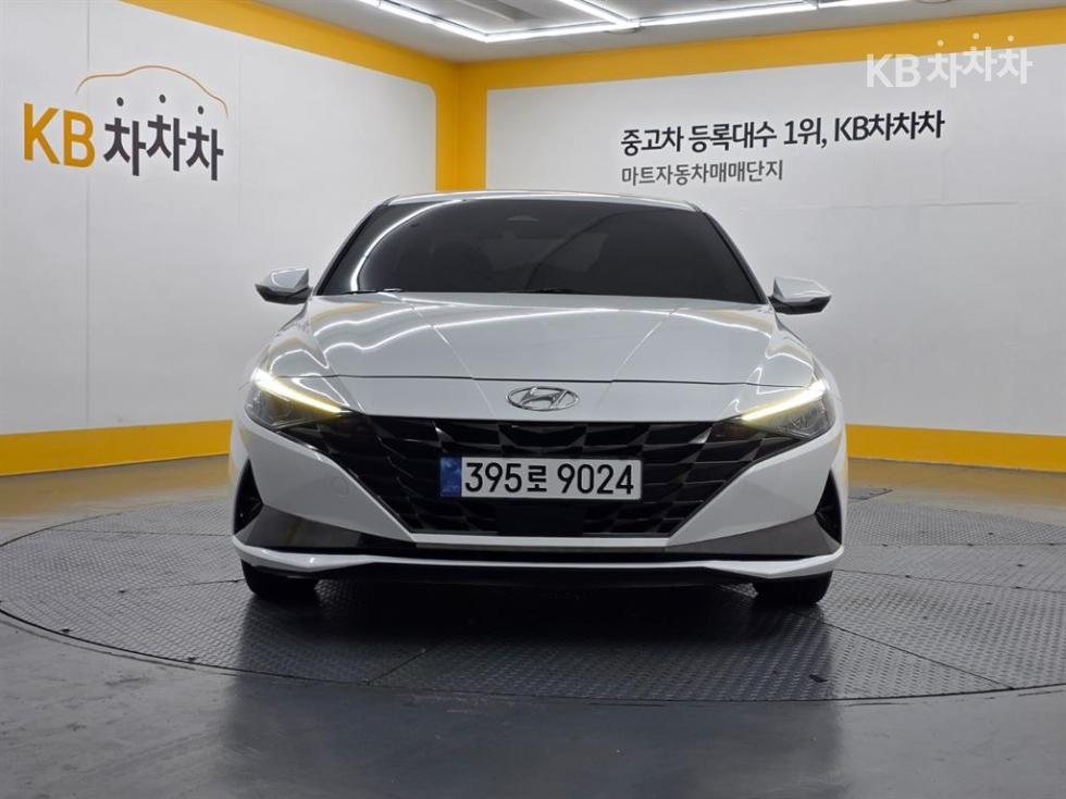 Hyundai Avante Smart — фото 1