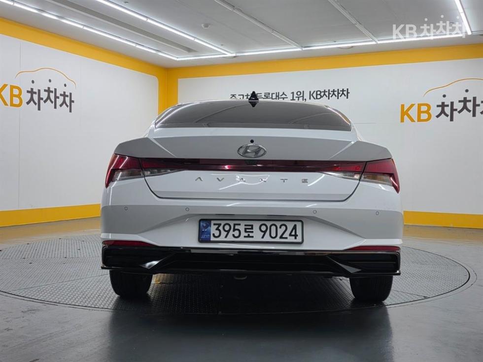 Hyundai Avante Smart — фото 3