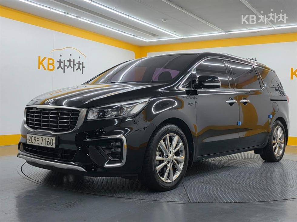 Kia Carnival Noblesse Special — фото 2