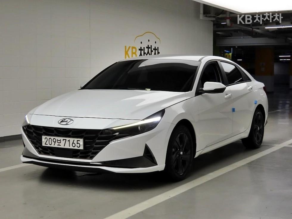 Hyundai Avante — фото 2