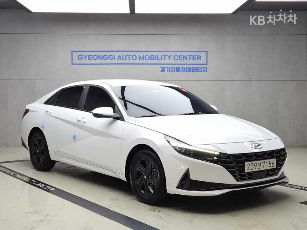 Hyundai Avante — фото 1