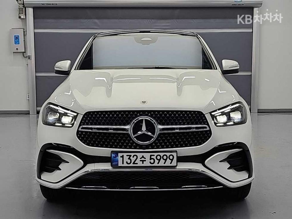 Mercedes-Benz GLE-Class BASE MODEL — фото 2