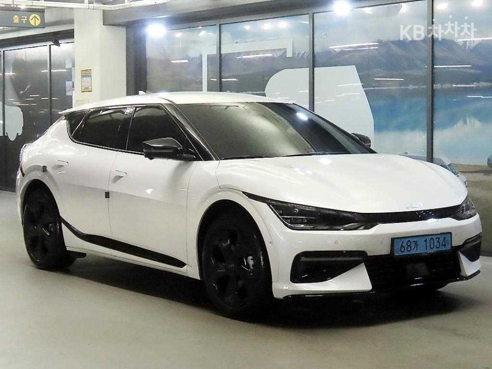 기아 EV6 2023년식 기아 EV6 롱 레인지 4WD GT-Line