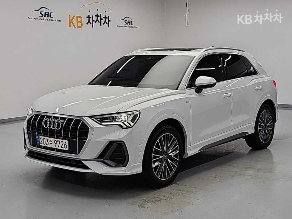Audi Q3 Premium — фото 1