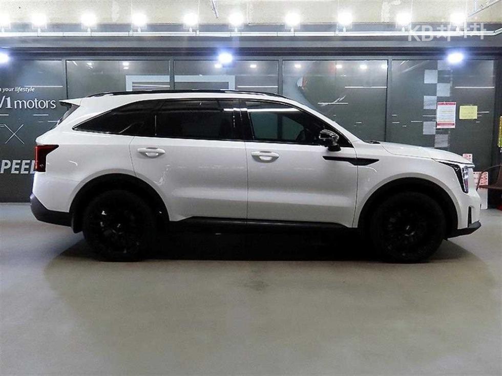 Kia Sorento Signature Gravity — фото 3