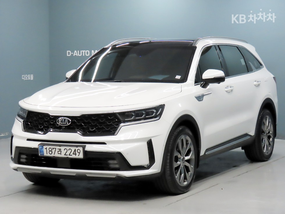 Kia Sorento SIGNATURE — фото 1