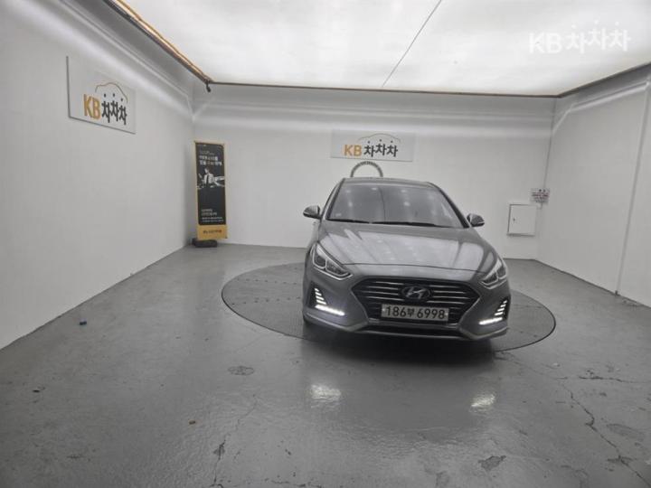 Hyundai Sonata 2.0 LPi 렌터카 모던 — foto 1