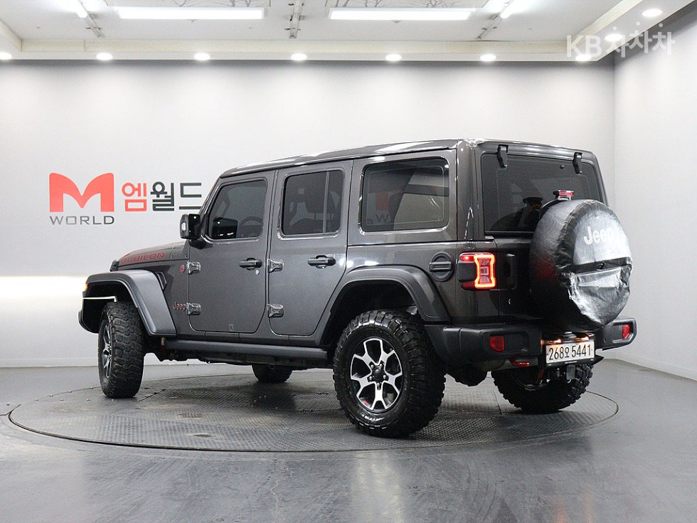 Jeep Wrangler BASE MODEL — фото 4