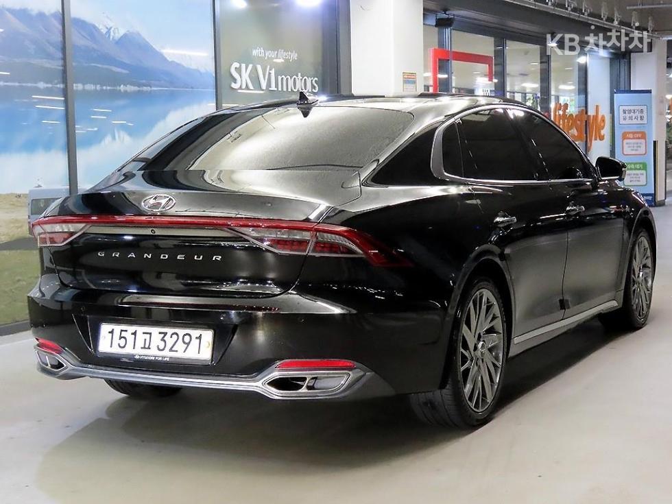 Hyundai Grandeur CALLIGRAPHY — фото 4