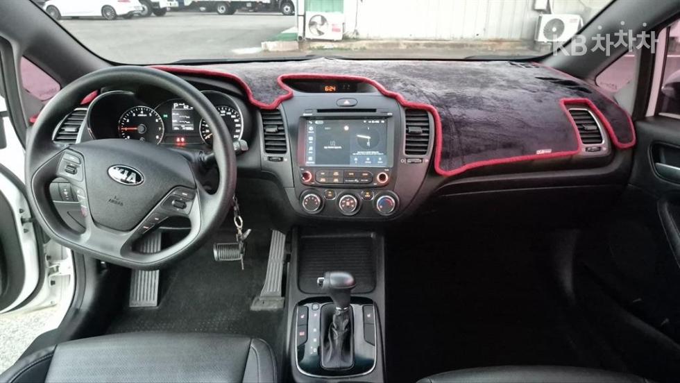 Kia K3 — miniaturë 13